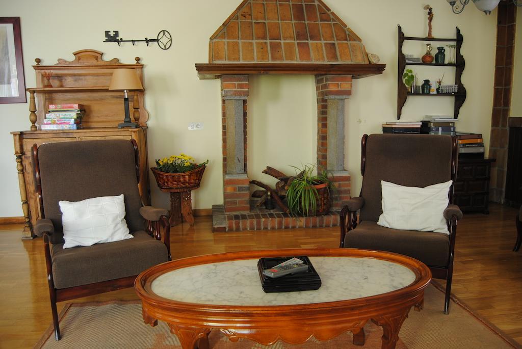Hostal El Mirador La Lastrilla Εξωτερικό φωτογραφία