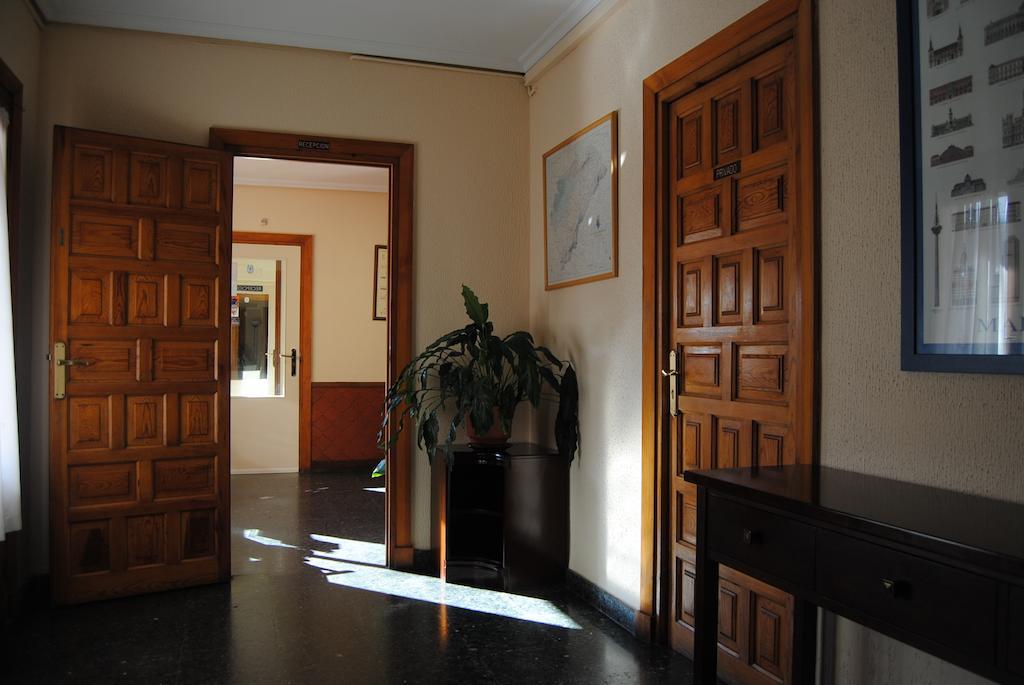 Hostal El Mirador La Lastrilla Εξωτερικό φωτογραφία