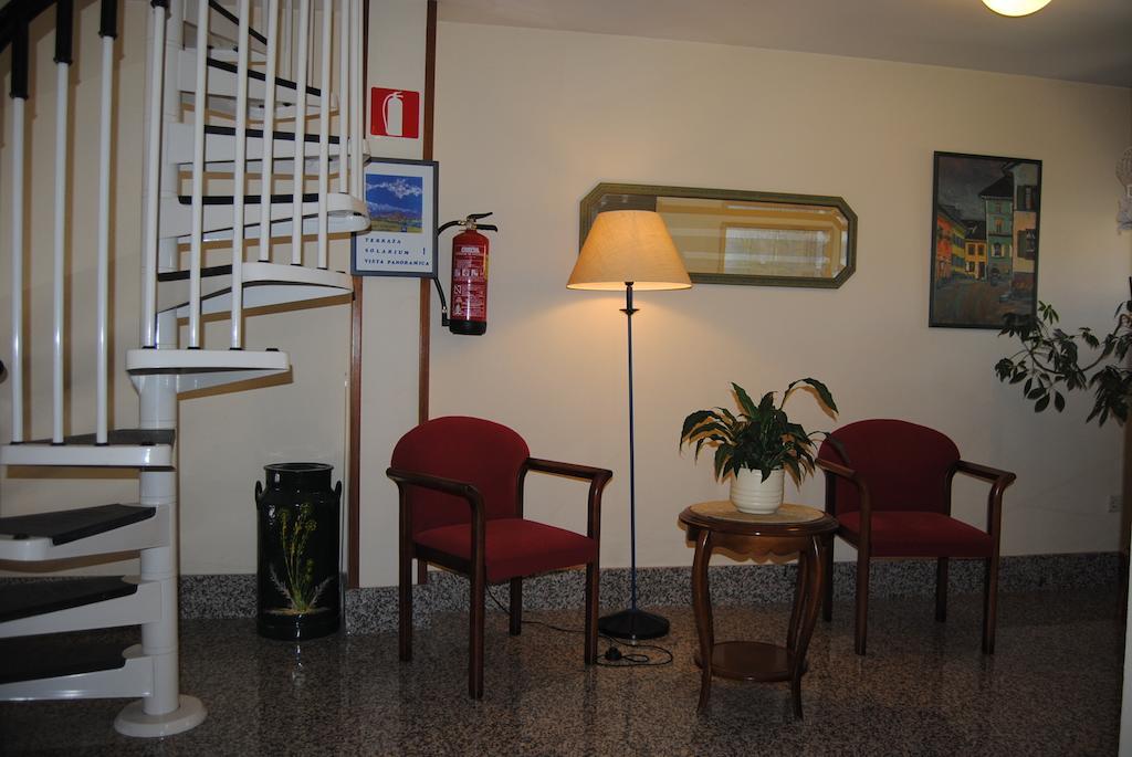 Hostal El Mirador La Lastrilla Εξωτερικό φωτογραφία